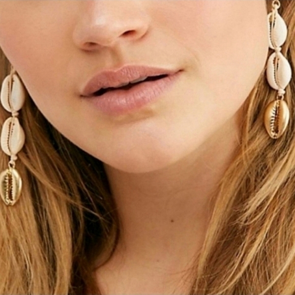 Free People Cowrie Seashell Dangle Earrings